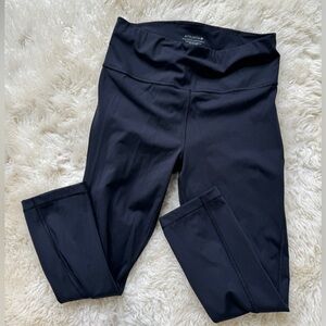 Athletic leggings size small